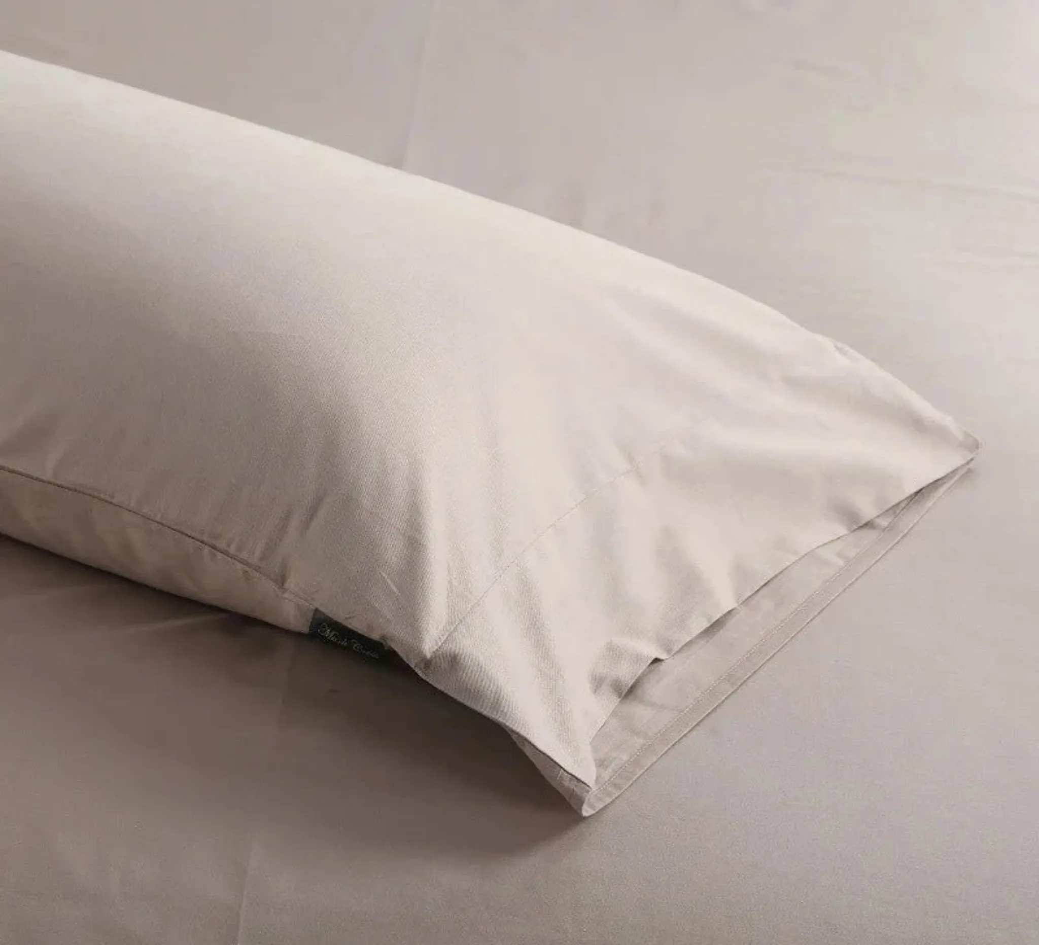 Luxury Wine Red Tencel Cotton Bedding Set with Duvet Cover and Pillowcases