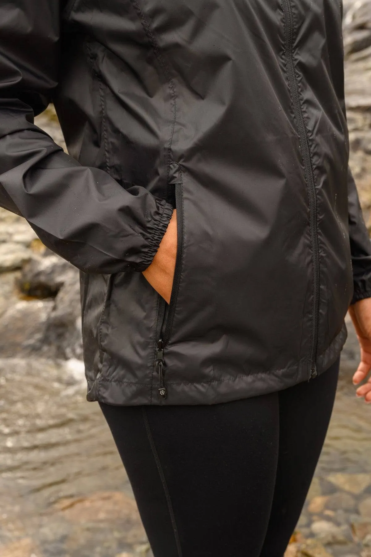 Mac in a Sac Adults Waterproof Breathable Windproof Unisex Origin Packable Jacket-BLACK